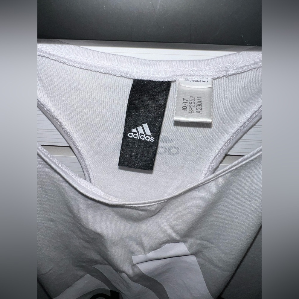 Adidas tank - Picture 2 of 2